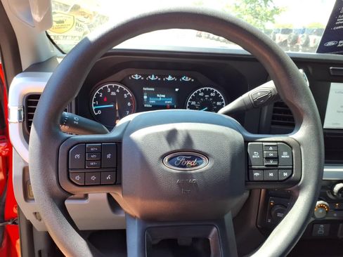 Used 2024 Ford F250 XL w/ FX4 Off-Road Package AWD/4WD image 23