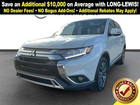 Used 2020 Mitsubishi Outlander SE image 1