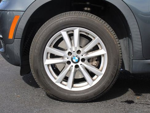 Used 2012 BMW X5 xDrive35d image 10