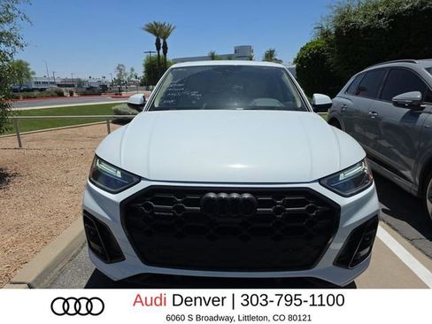 Used 2023 Audi Q5 e Premium Plus w/ Premium Plus Package AWD/4WD image 2