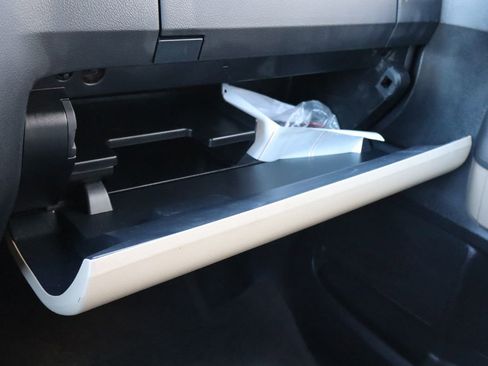 Used 2012 Toyota Sequoia SR5 image 39