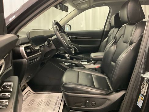 Used 2025 Kia Telluride S AWD/4WD image 13