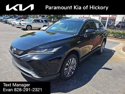 Used 2021 Toyota Venza XLE w/ Softex Package