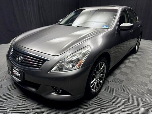 Used 2012 INFINITI G37 x Sedan w/ Premium Pkg AWD/4WD image 2