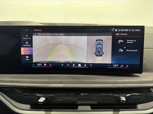 Used 2024 BMW X7 xDrive40i image 38