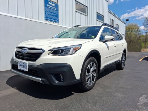Used 2022 Subaru Outback Limited XT AWD/4WD image 1