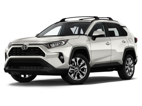 Used 2024 Toyota RAV4 XLE FWD image 4