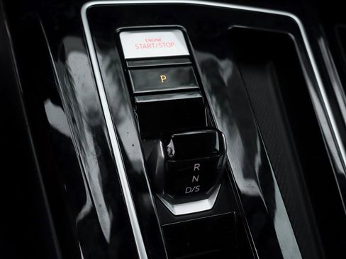 Used 2024 Volkswagen GTI Autobahn image 38