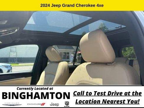 Used 2024 Jeep Grand Cherokee Limited 4xe AWD/4WD image 12