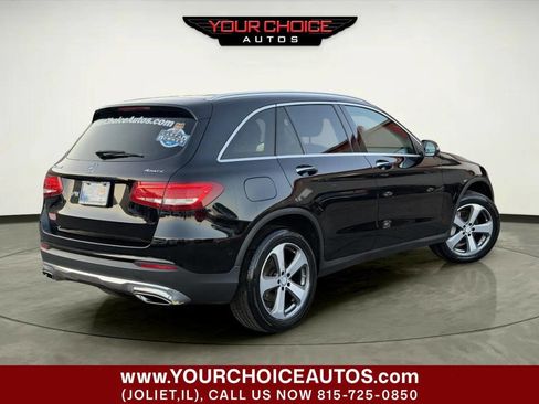 Used 2017 Mercedes-Benz GLC 300 4MATIC image 5