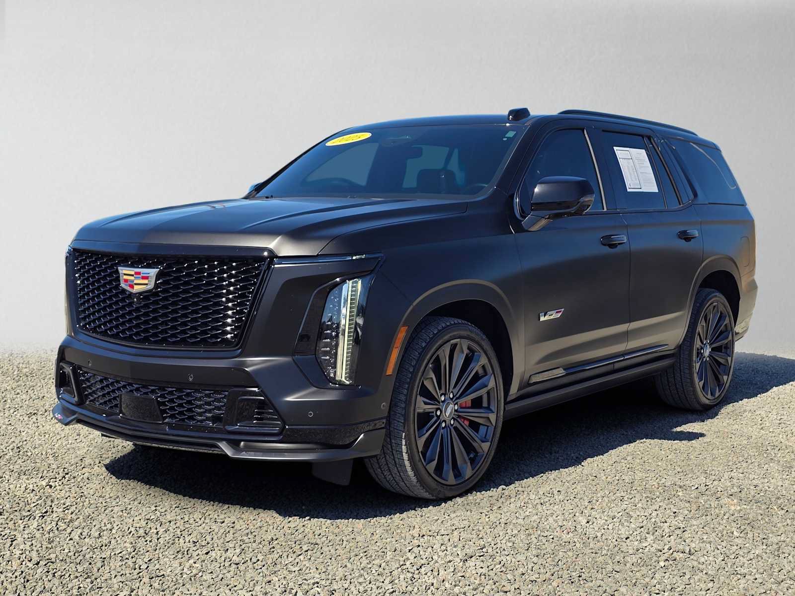 Used 2025 Cadillac Escalade V AWD/4WD image 7