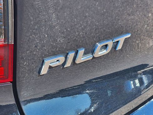 Used 2022 Honda Pilot Touring image 31