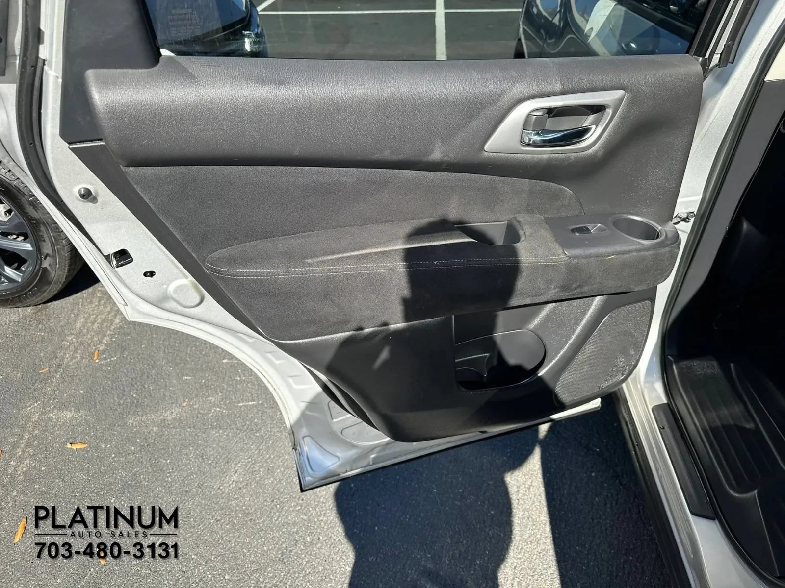 Used 2015 Nissan Pathfinder SV w/ Cargo Package FWD image 18