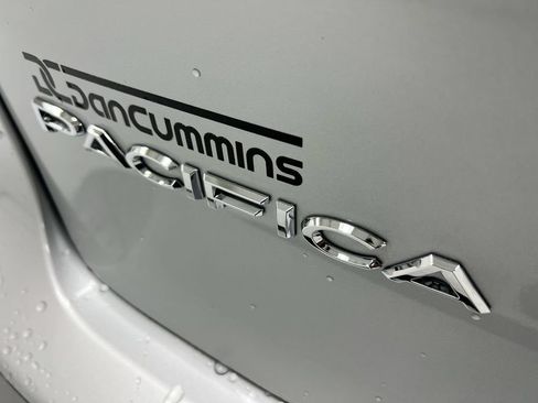 New 2026 Chrysler Pacifica Select FWD image 26