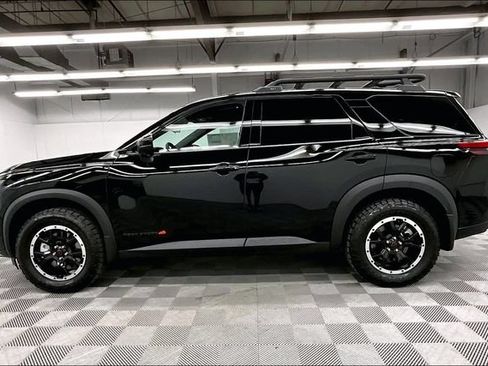 New 2026 Nissan Pathfinder Rock Creek w/ Rock Creek Premium Package AWD/4WD image 19