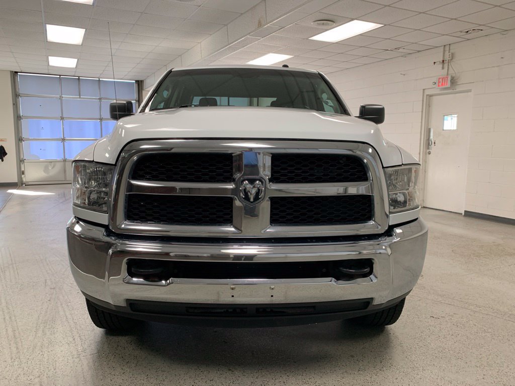 Used 2018 RAM 2500 SLT AWD/4WD image 2