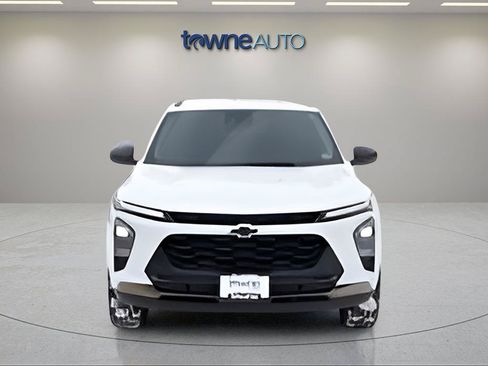 Used 2024 Chevrolet Trax ACTIV w/ Driver Confidence Package FWD image 8