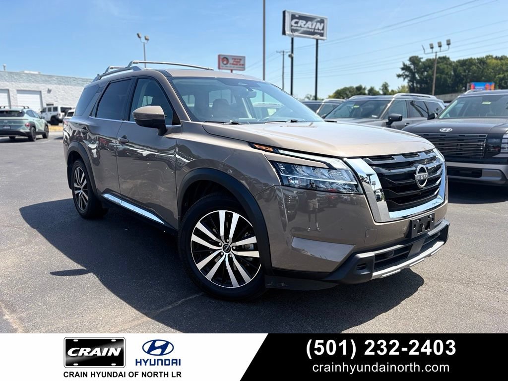 Used 2023 Nissan Pathfinder Platinum AWD/4WD image 1