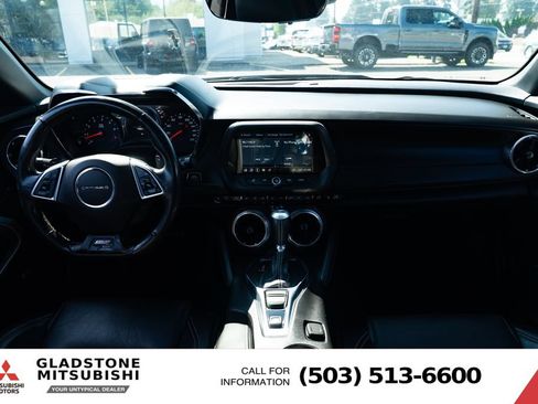 Used 2019 Chevrolet Camaro SS RWD image 8