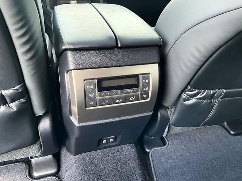 Used 2020 Lexus GX 460 Premium w/ Premium Package AWD/4WD image 30