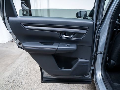 Used 2025 Honda CR-V Sport-L image 18