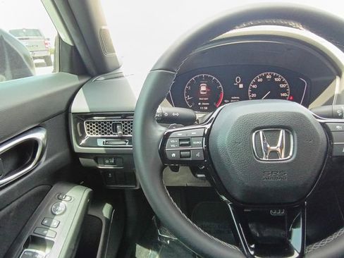 Used 2025 Honda Civic Sport image 11