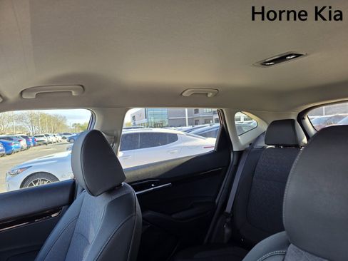 New 2026 Kia Seltos S image 12