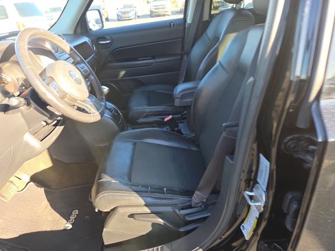 Used 2016 Jeep Patriot Sport w/ Power Value Group image 10