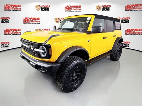 Used 2022 Ford Bronco Wildtrak AWD/4WD image 13
