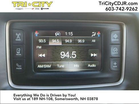 Used 2015 Jeep Grand Cherokee Laredo w/ Quick Order Package 23E image 28