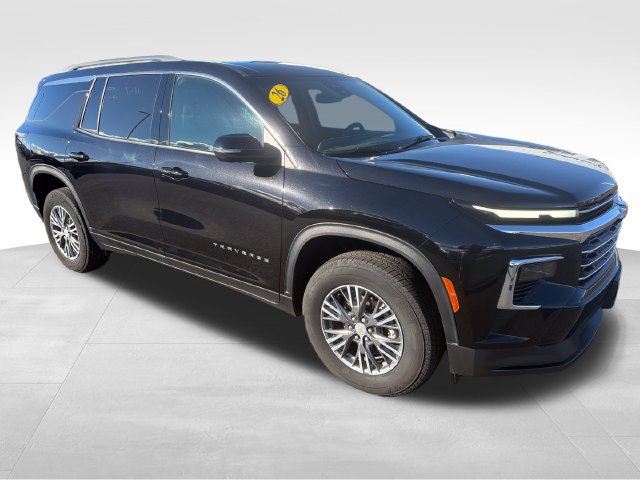 Used 2026 Chevrolet Traverse LT AWD/4WD image 8