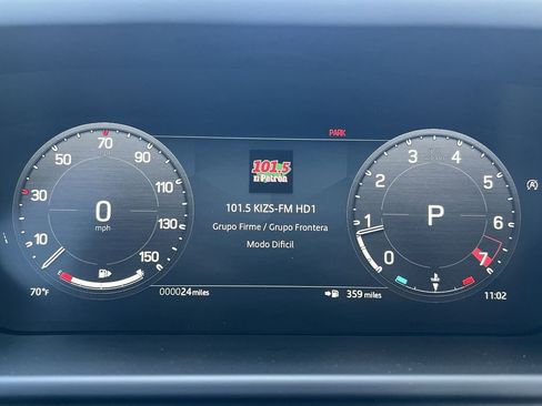 Used 2026 Land Rover Defender 110 X-Dynamic SE image 23