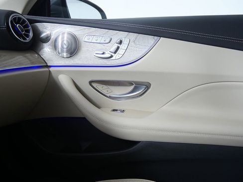 Used 2023 Mercedes-Benz E 450 Cabriolet image 28