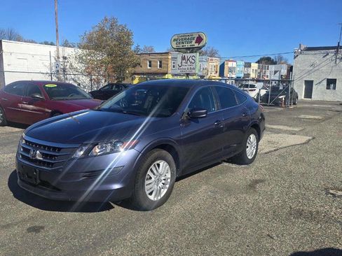 Used 2012 Honda Crosstour EX-L image 2