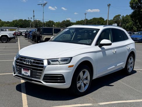 Used 2018 Audi Q5 2.0T Premium Plus w/ Premium Plus Package AWD/4WD image 9