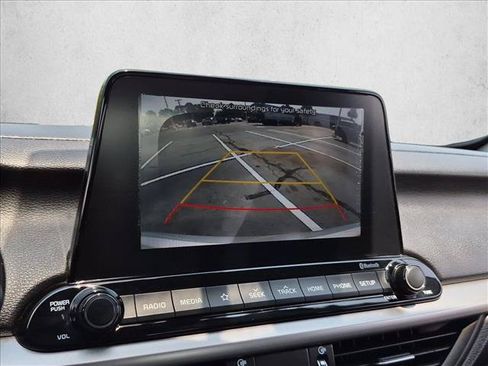 Used 2020 Kia Forte LXS FWD image 12