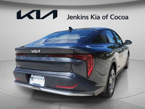 New 2026 Kia K4 FWD image 4