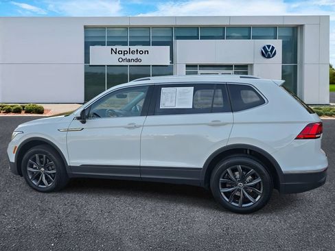 Used 2022 Volkswagen Tiguan SE image 11