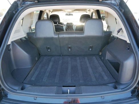 Used 2015 Jeep Compass Latitude image 18