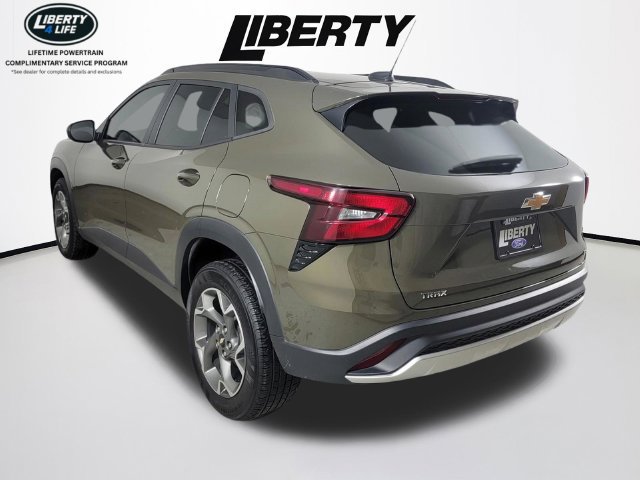 Used 2024 Chevrolet Trax LT FWD image 5