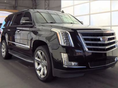 Used 2018 Cadillac Escalade Luxury