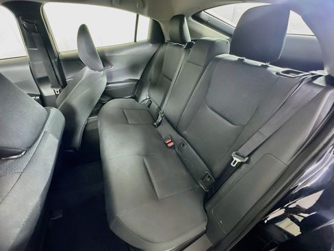 Used 2025 Toyota Prius LE FWD image 27