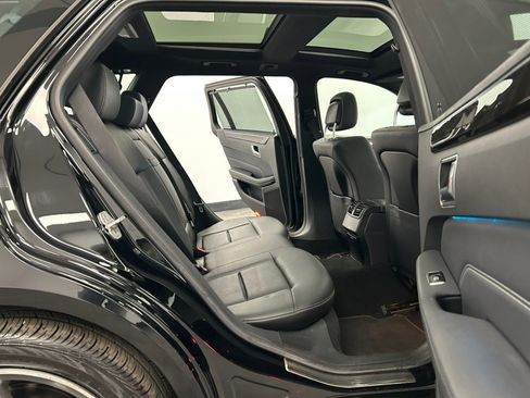 Used 2014 Mercedes-Benz E 350 4MATIC Wagon image 35