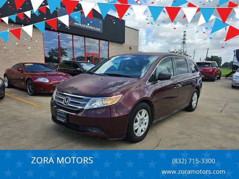 Used 2012 Honda Odyssey LX image 1