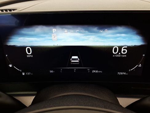Used 2024 Kia Sportage SX FWD image 18