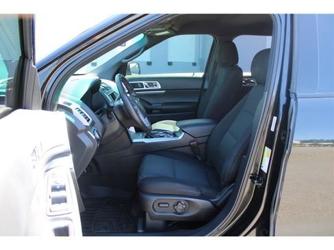 Used 2014 Ford Explorer XLT AWD/4WD image 8