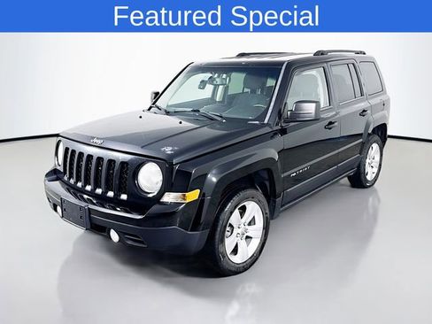 Used 2014 Jeep Patriot Latitude image 1