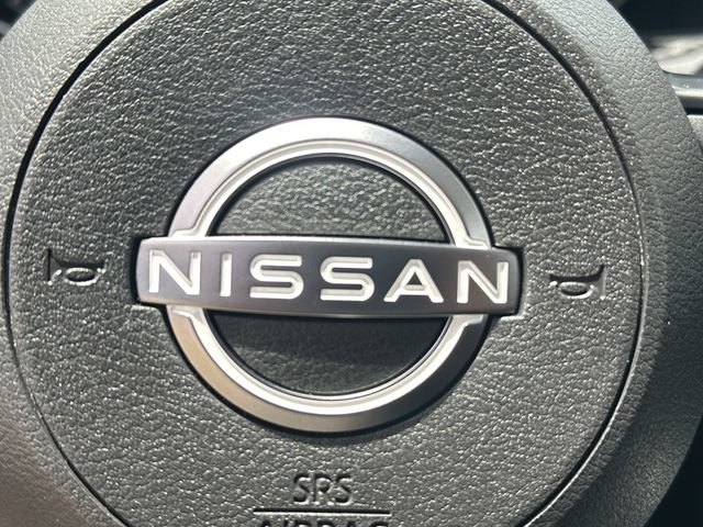 Used 2025 Nissan Pathfinder SV FWD image 26