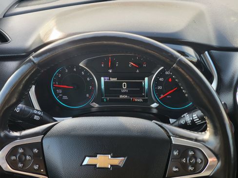Used 2018 Chevrolet Traverse Premier AWD/4WD image 11