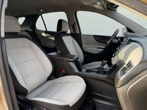 Used 2018 Chevrolet Equinox LS FWD image 49
